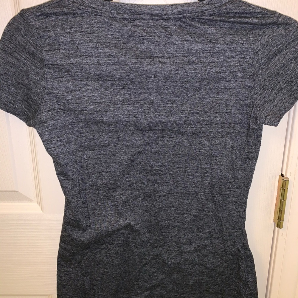 Gray Shirt - Picture 4 of 4